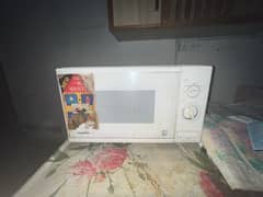 microwave oven