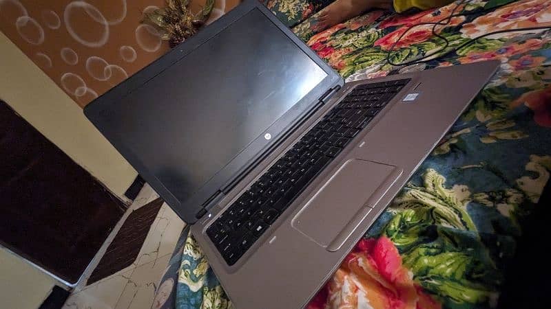 i7 6th generation laptop 8gb ram 256ssd pro book slim 4