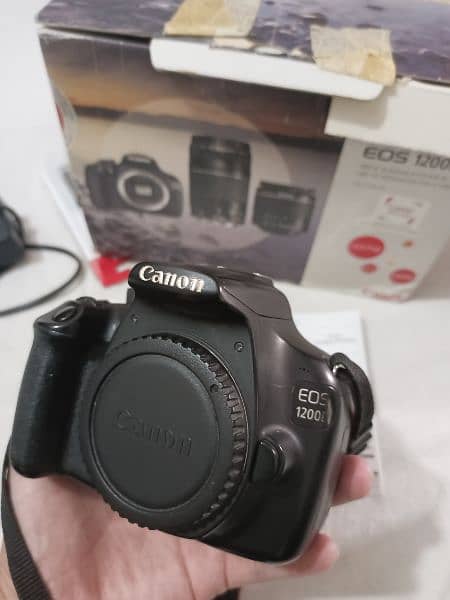 Canon 1200D 1