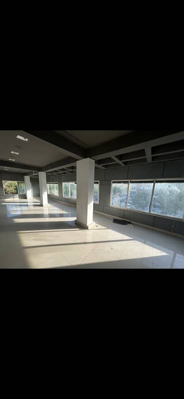 BEAUTIFUL OFFICE SPACE FOR RENT IN BLUE AREA 0