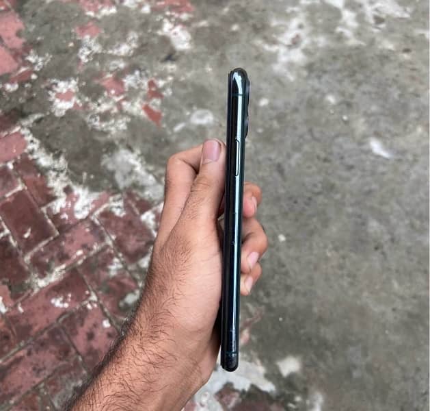 iphone 11 pro dual sim pta 64 gb 1