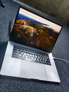 MacBook pro 15 inch 2018 Model