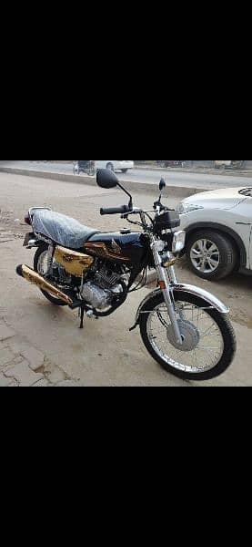 Honda 125 Gold Black 1