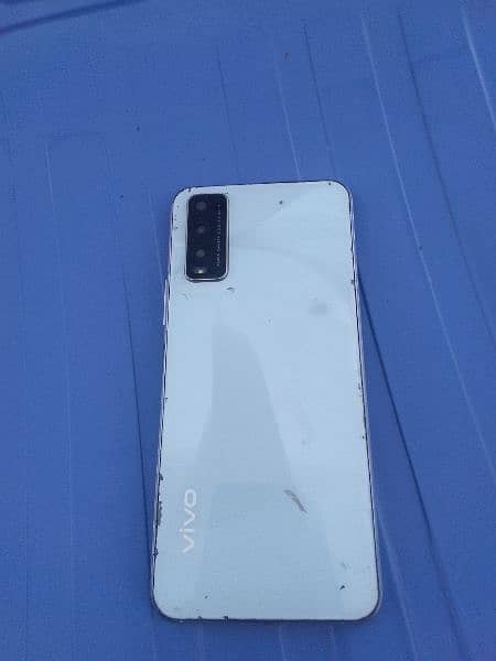 Vivo y20  4gb ram 64 gb memory 2