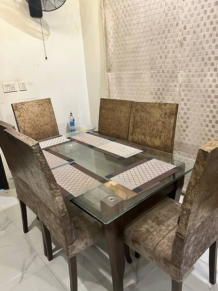 URGENT SALE: Perfect 6 Seat Wooden/Glass Dining Table 2