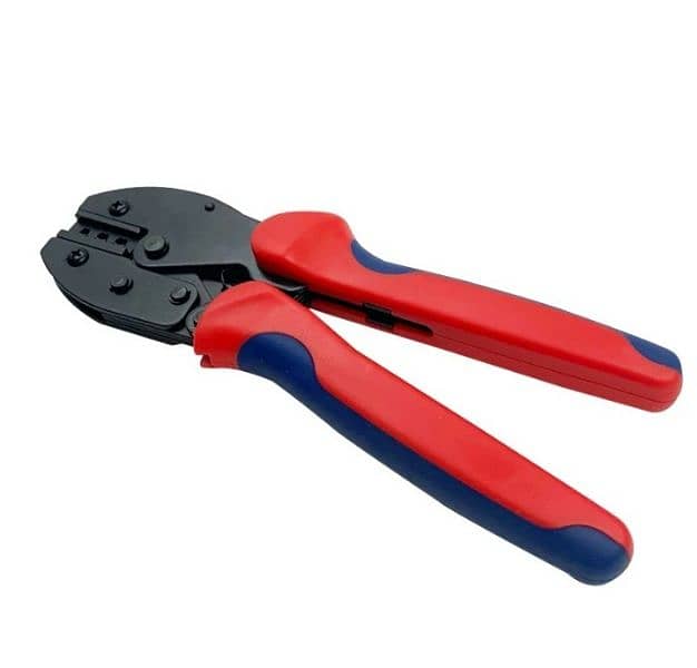 MC4 Crimping Tool 3