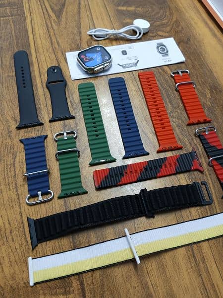 Smart Watch Ultra 7 in 1 Straps 12