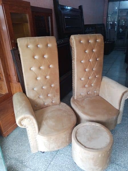 Bed Room Chairs / Furniture / Five star Asal Inside / 1