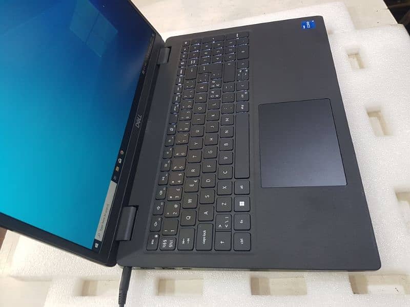 dell latitude 3520 2