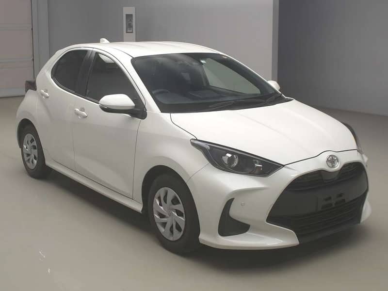 Toyota Yaris1.0 g __ 2021 Model 2