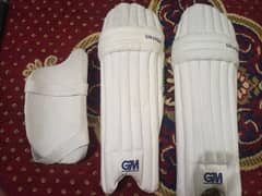 Cricket pads and thigh pad for sale 10/10 new condition