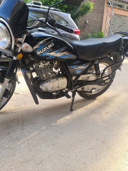 suzuki gs 150 2019 SE in excelent orignal condition 3