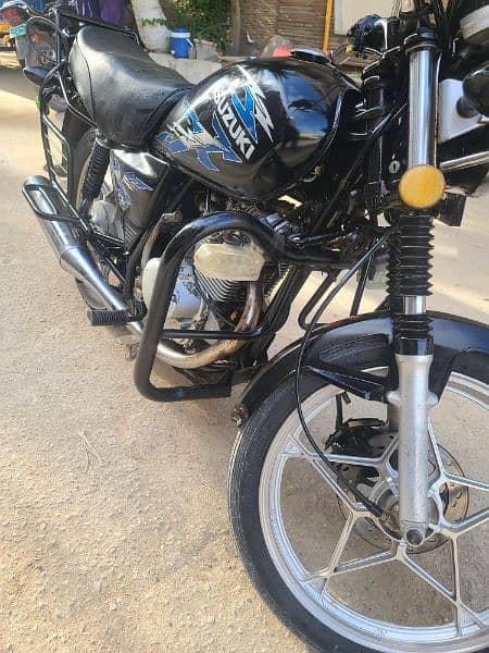 suzuki gs 150 2019 SE in excelent orignal condition 5