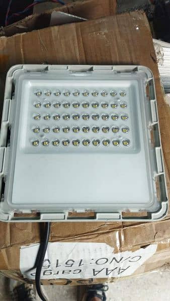 Flood Light 100w/50w 1