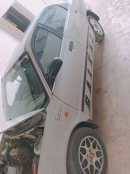 Suzuki Baleno 2001 0