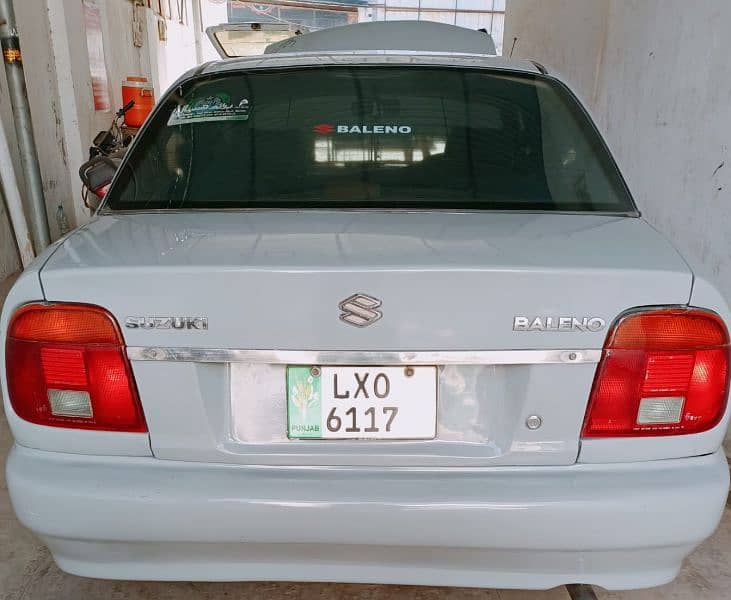 Suzuki Baleno 2001 1