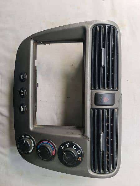 civic 2005 LCD centre console 0