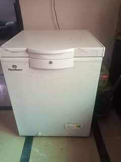 Deep freezer/frige