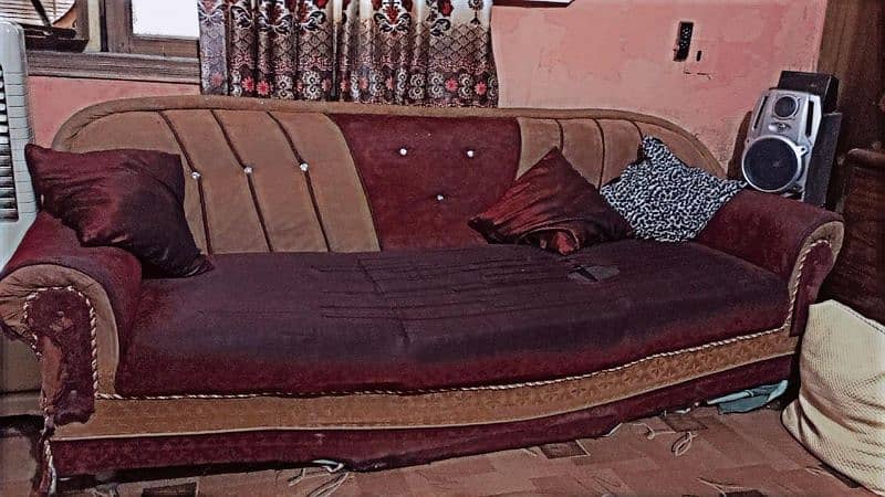 5 seater sofa set good condition urgent sale 1