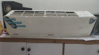 1.5 ton Electrolux inverter Indoor only