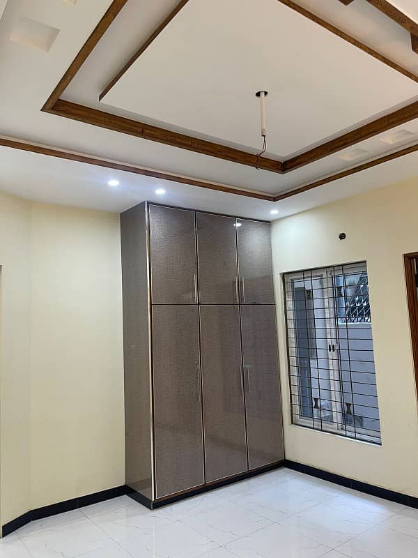 5 Marla brand new house for rent in johar Town ph 2 22