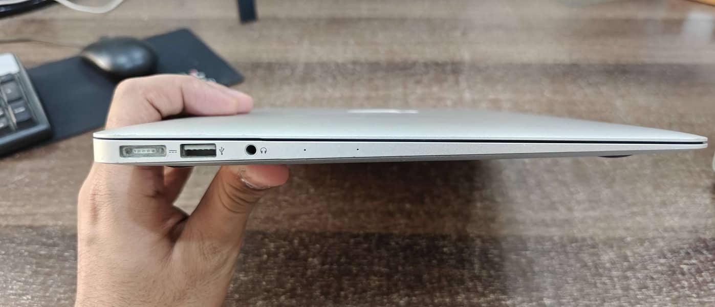 Macbook Air Early 2014 8