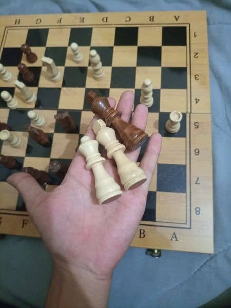 NEW CHESS GAME FOR SALE 0