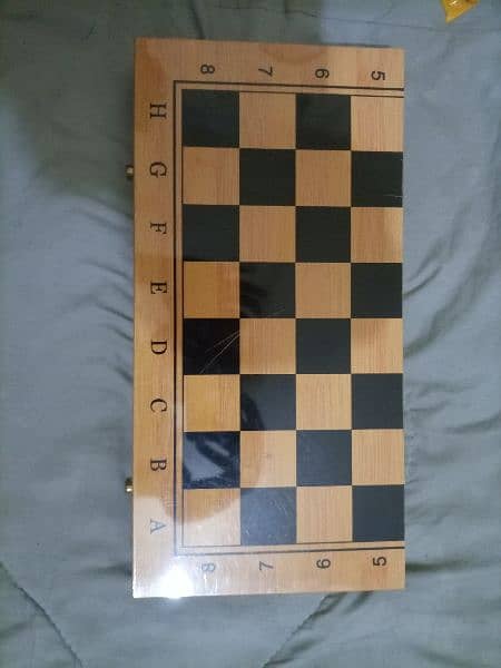 NEW CHESS GAME FOR SALE 4