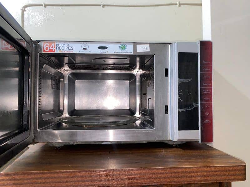 microwave with baking option 3