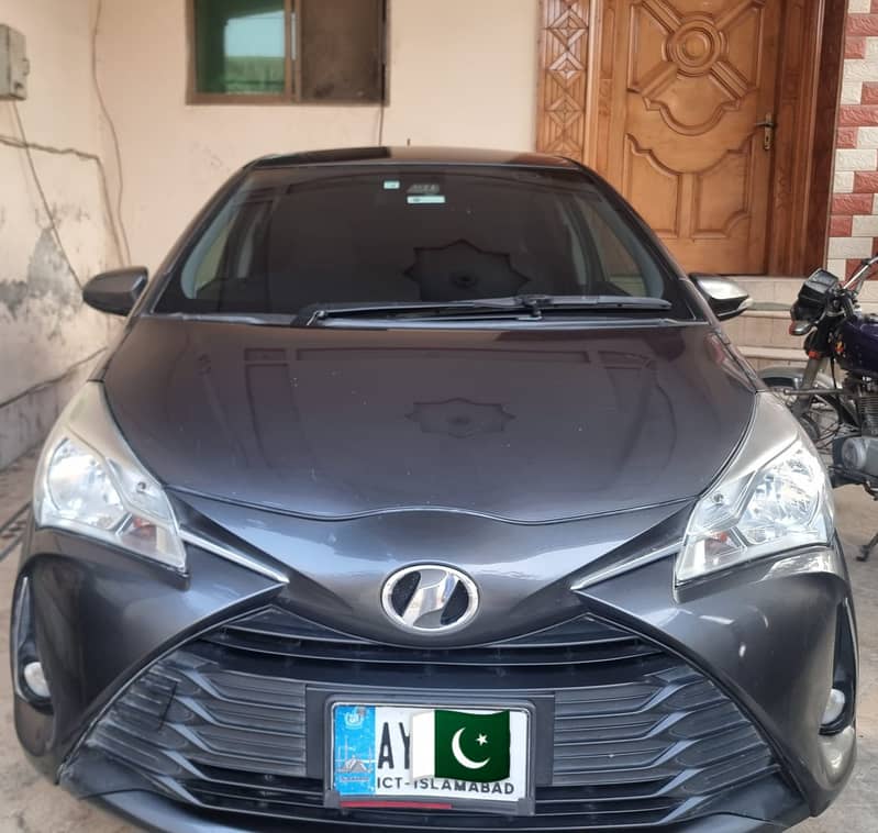 Toyota Vitz  F safty 1.0 2018 0