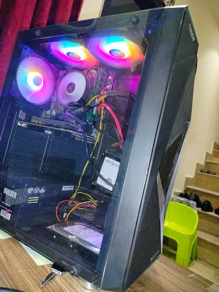 Custom gaming PC in low cost 2