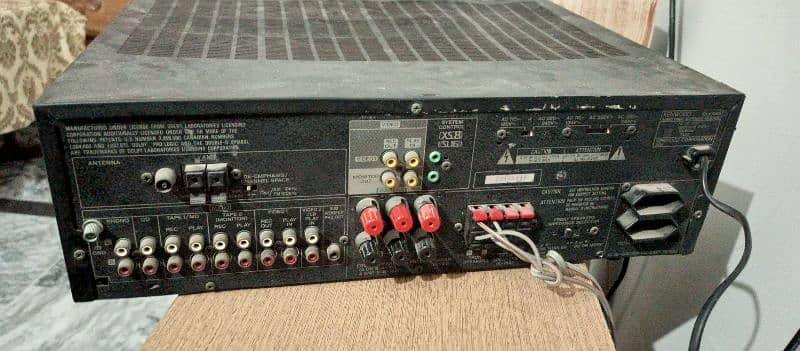 Kenwood 4 Channel Amplifier With 10 Inch Speakers 3