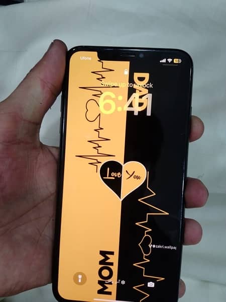 iPhone xs max 1