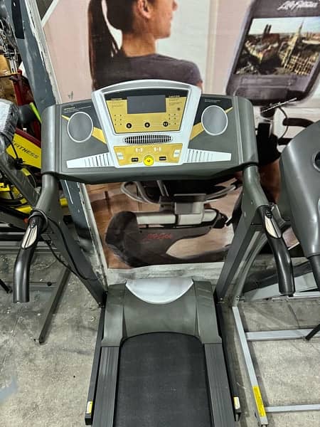 Running Machines and Ellipticals 6