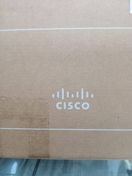 Cisco 24port switch 1