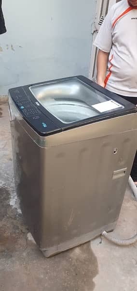 haier fully automatic machine 15kg model number HWM 150 - 826 1