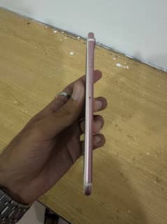 iphone 7 plus rose gold color 128 gb PTA Approved