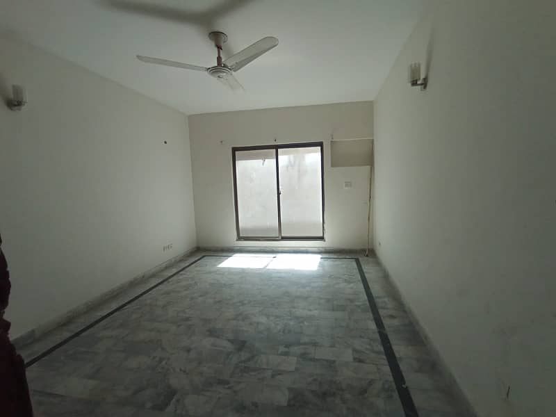 PRIME Location 7 Marla First Floor For Sale In Rehman Gardens Near Dha Phase 1 0