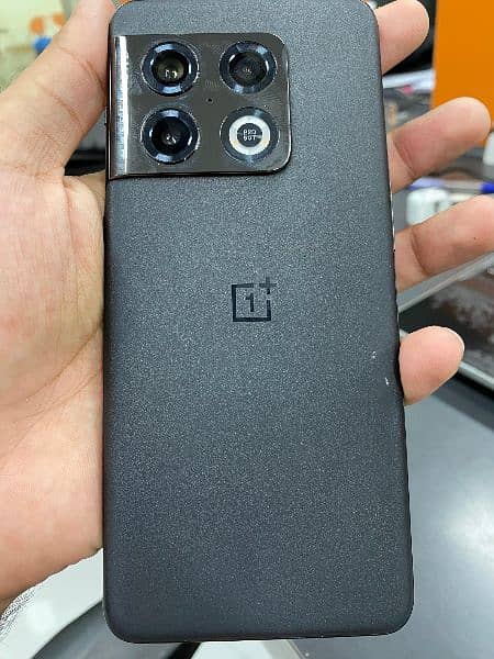 OnePlus 10 pro 8+128 Full sim time available non PTA 1