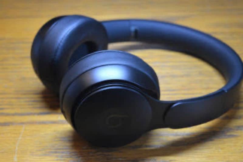 Beats Solo Pro Wireless 0