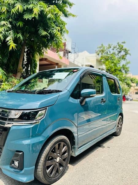 Suzuki Wagon R Custom Z Hybrid ZX 2023 1