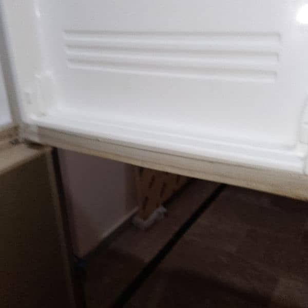 pel refrigerator good running condition best cooling 15