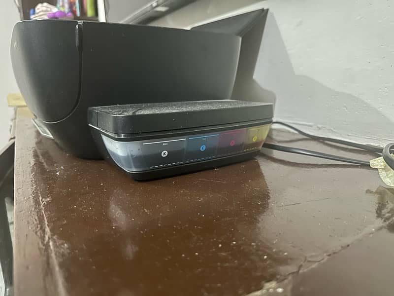 HP colored wifi printer and scanner 2