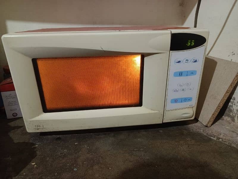 microwave oven 2