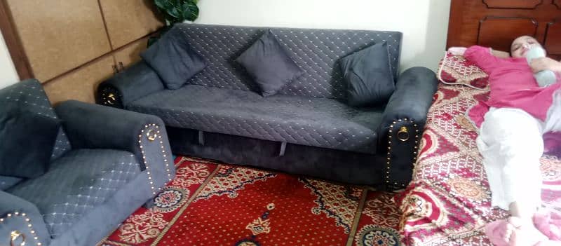 sofa combed 5 seter 2 month use 0