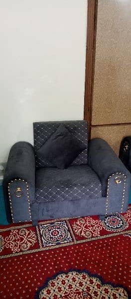 sofa combed 5 seter 2 month use 2