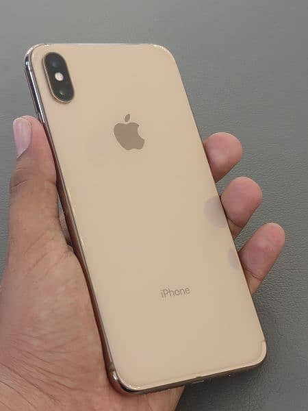 Iphone xs max non pta 64gb 97batry 4 month sim working all ok 1