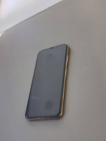 Iphone xs max non pta 64gb 97batry 4 month sim working all ok 3