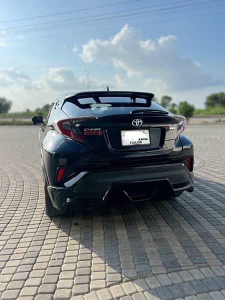 Toyota C-HR 2018 2