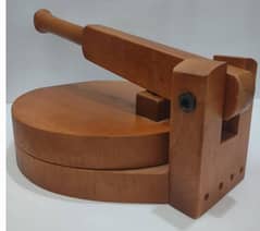 wooden Roti Maker 0